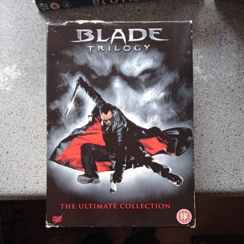 Blade - /,